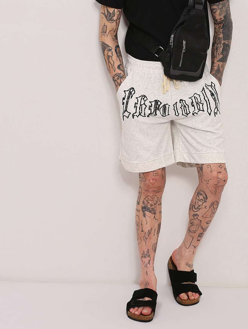 men typographic mid rise regular fit shorts - 21696070 -  Standard Image - 1