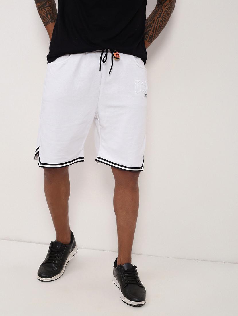 men solid mid rise regular fit shorts - 21696085 -  Standard Image - 1