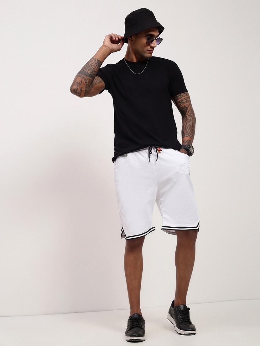 men solid mid rise regular fit shorts - 21696085 - Standard Image - 4