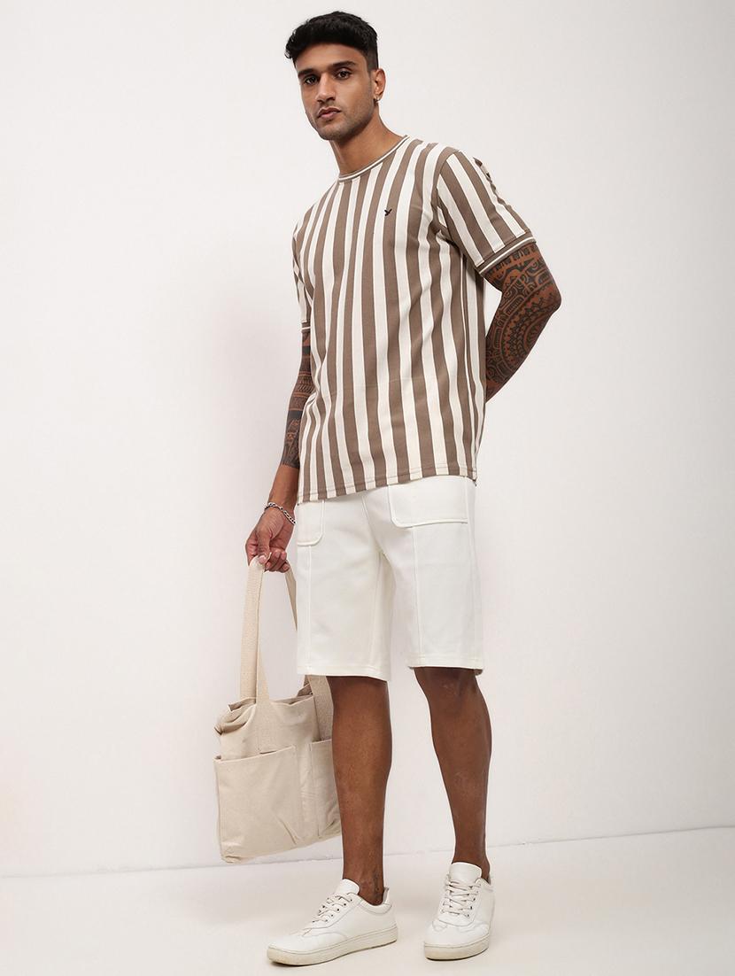 men solid mid rise regular fit shorts - 21696086 - Standard Image - 4