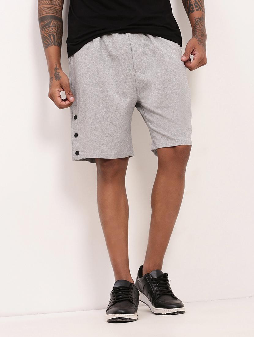 men solid mid rise regular fit shorts - 21696093 -  Standard Image - 1