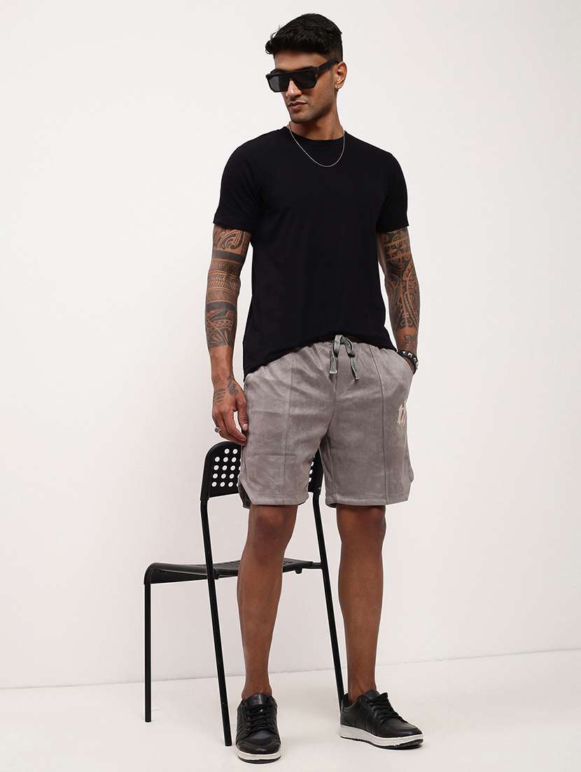 men solid mid rise regular fit shorts - 21696096 -  Standard Image - 4