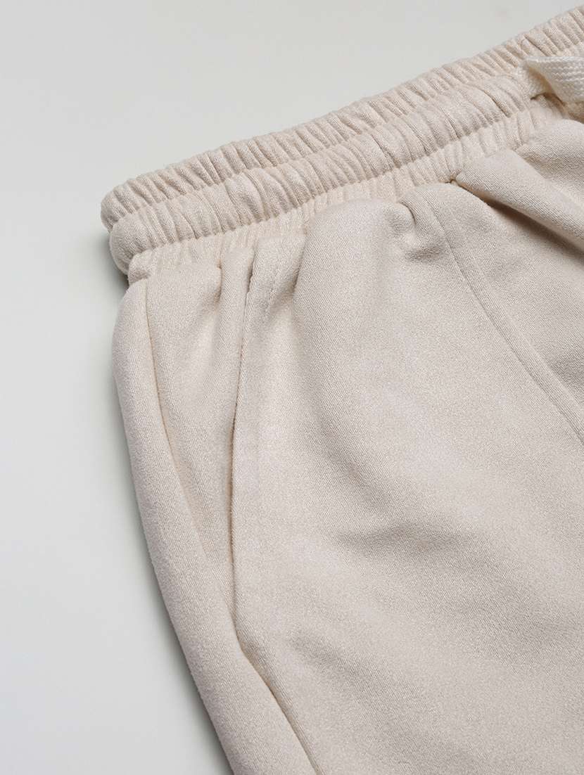 men solid mid rise regular fit shorts - 21696097 -  Standard Image - 6