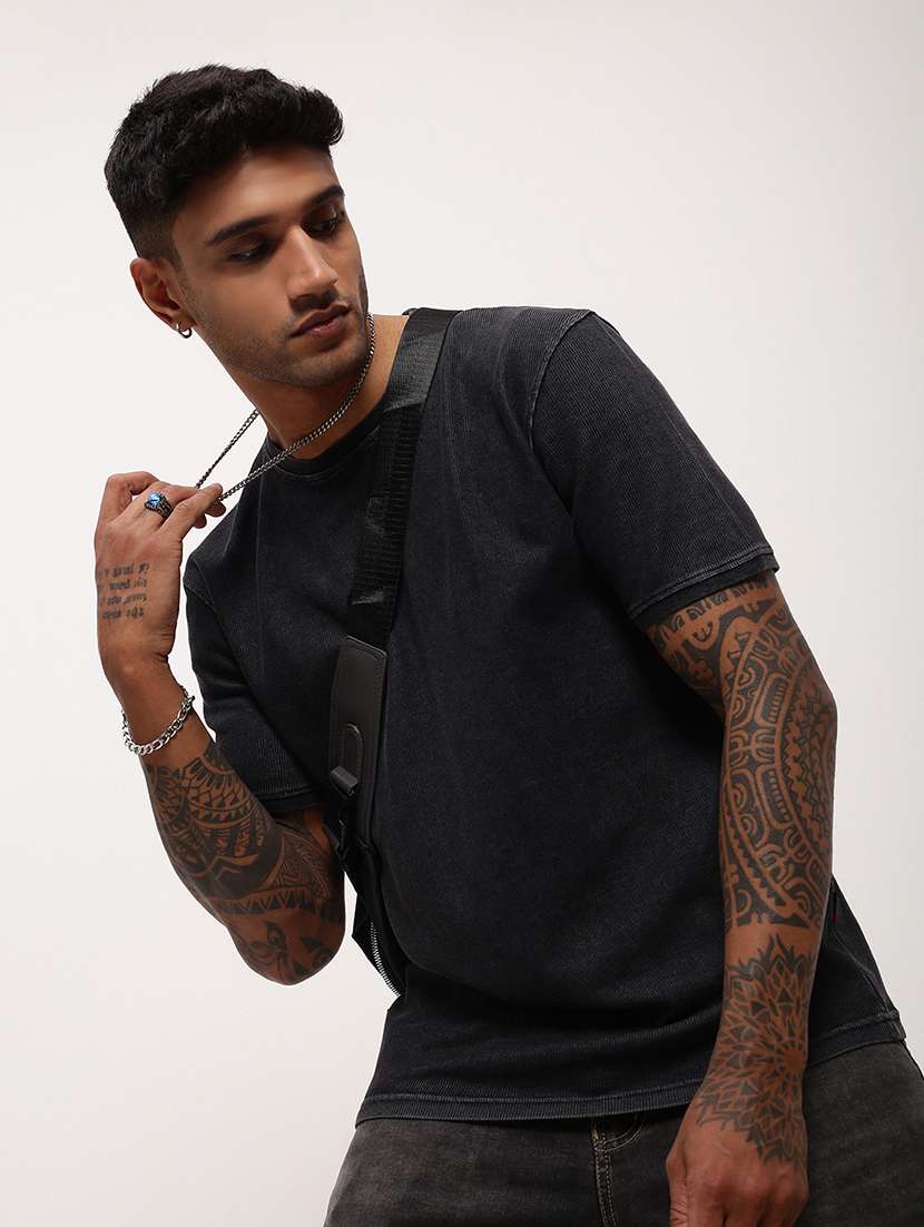 men solid short sleeve slim fit t-shirt - 21696222 - Standard Image - 1
