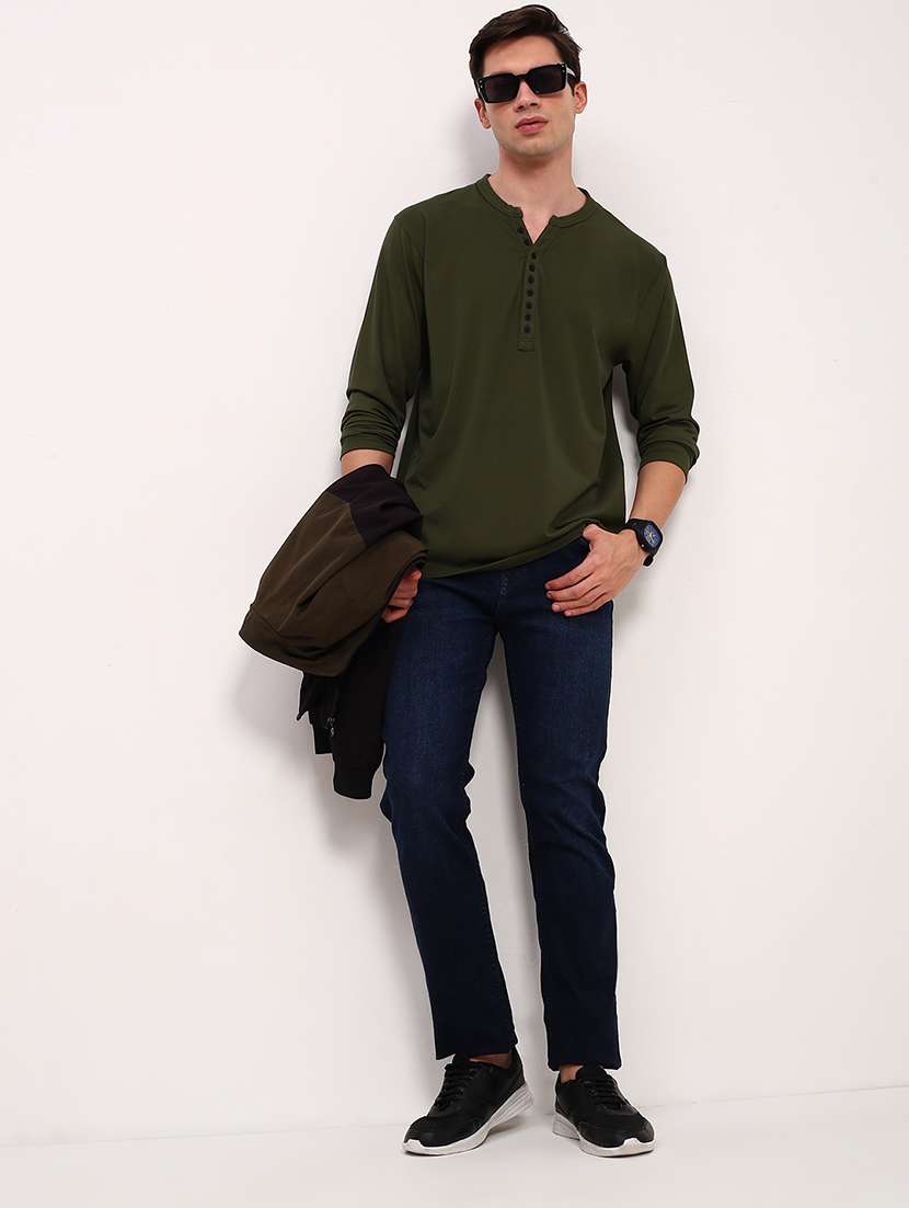men solid long sleeve regular fit t-shirt - 21696275 - Standard Image - 4