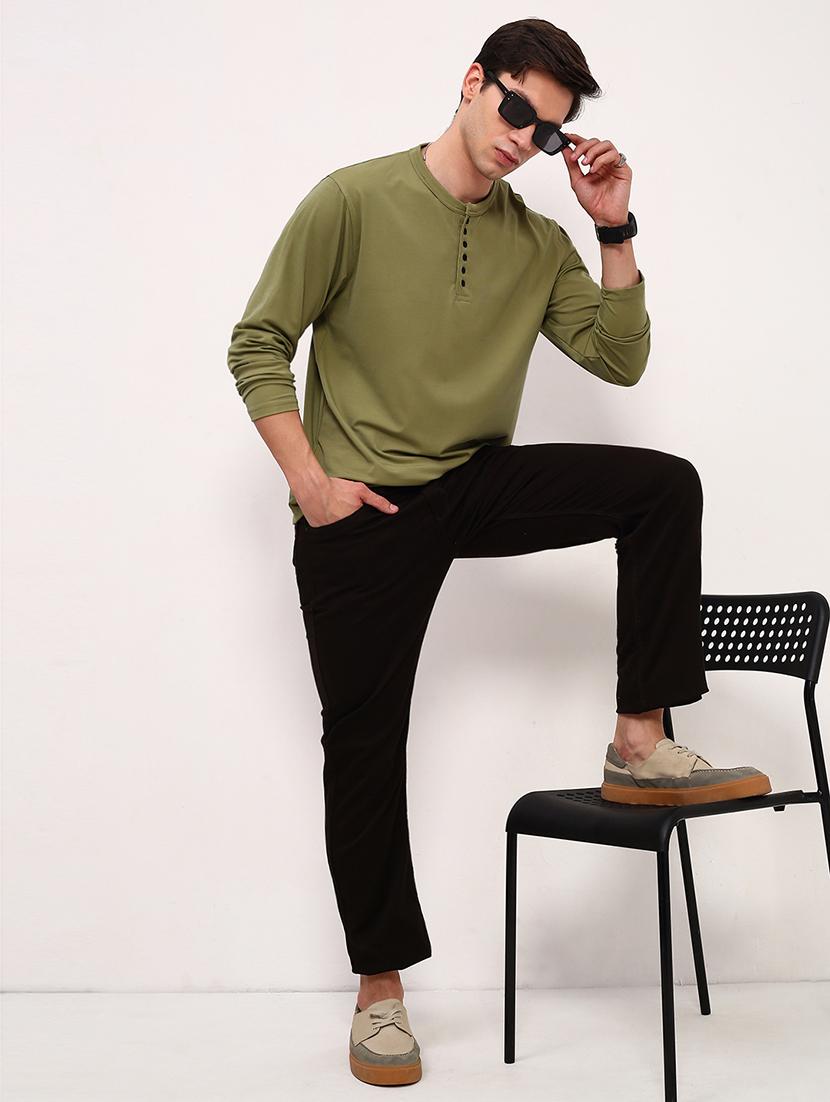 men solid long sleeve regular fit t-shirt - 21696279 - Standard Image - 4