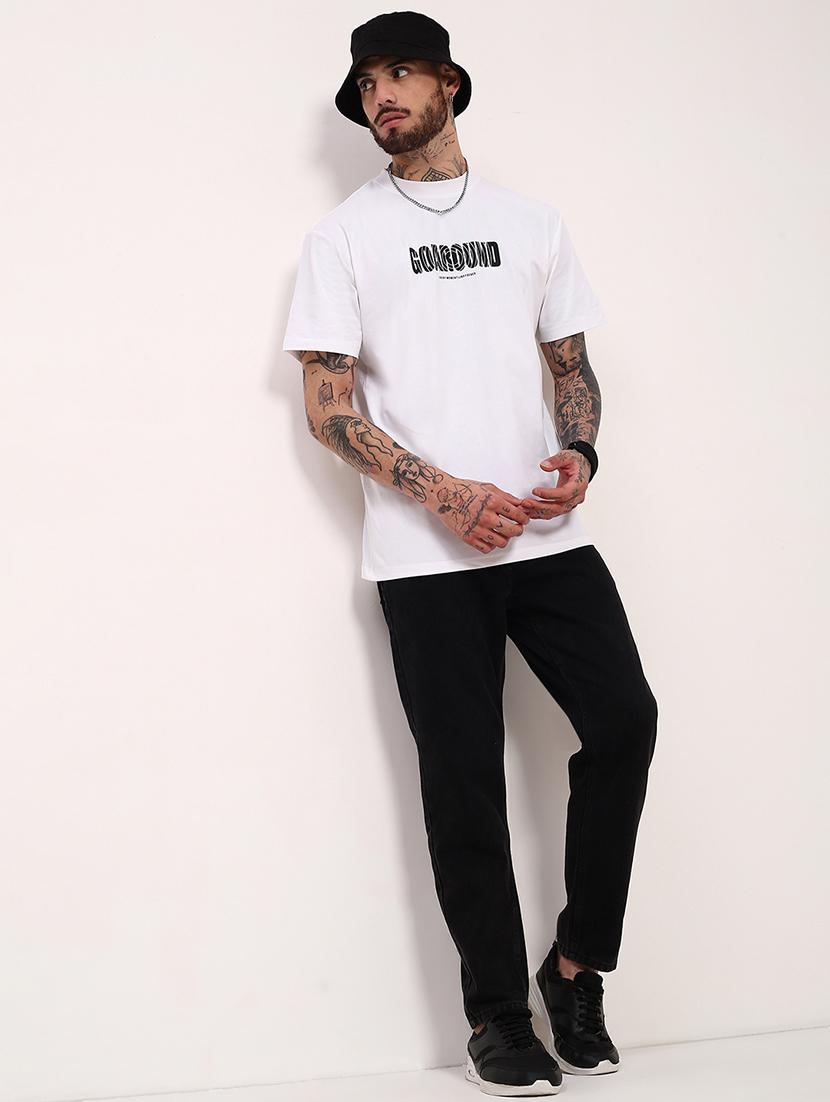 men chest print round neck t-shirt - 21696294 - Standard Image - 4