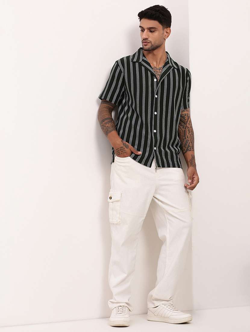 men striped short sleeves casual shirt - 21696309 -  Standard Image - 4