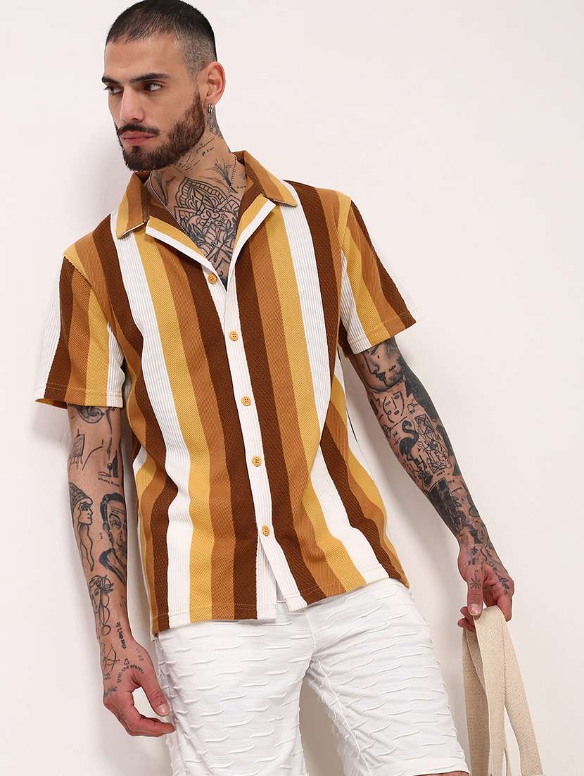 men striped short sleeves casual shirt - 21696317 -  Standard Image - 1