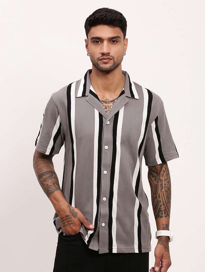 men striped short sleeves casual shirt