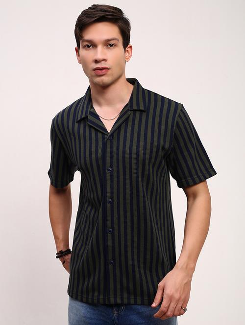 men striped short sleeves casual shirt - 21696329 - Standard Image - 0