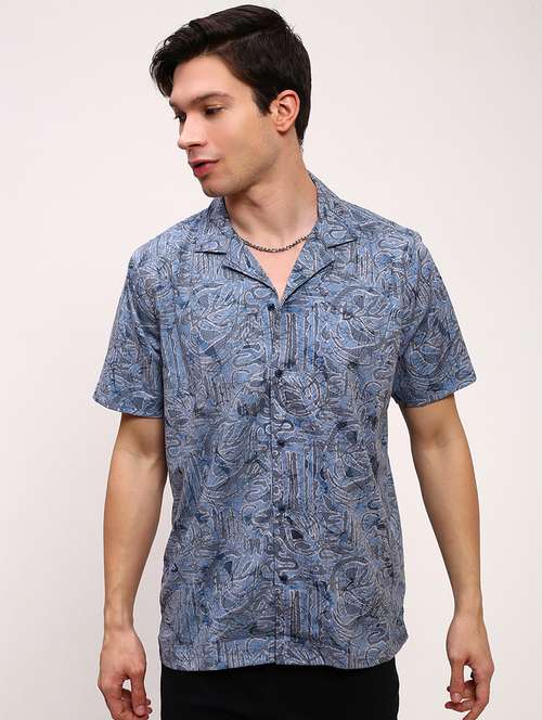men printed short sleeves casual shirt - 21696371 - Standard Image - 0