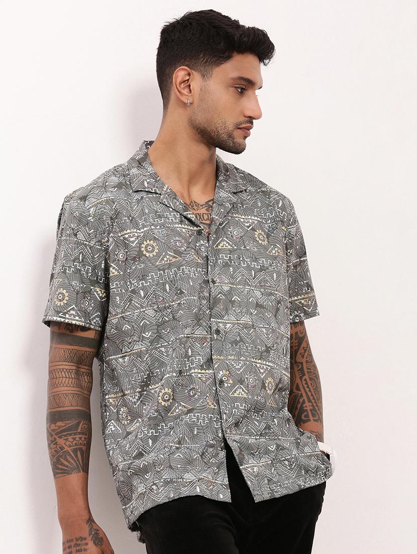 men geometric printed short sleeves casual shirt - 21696397 - Standard Image - 1