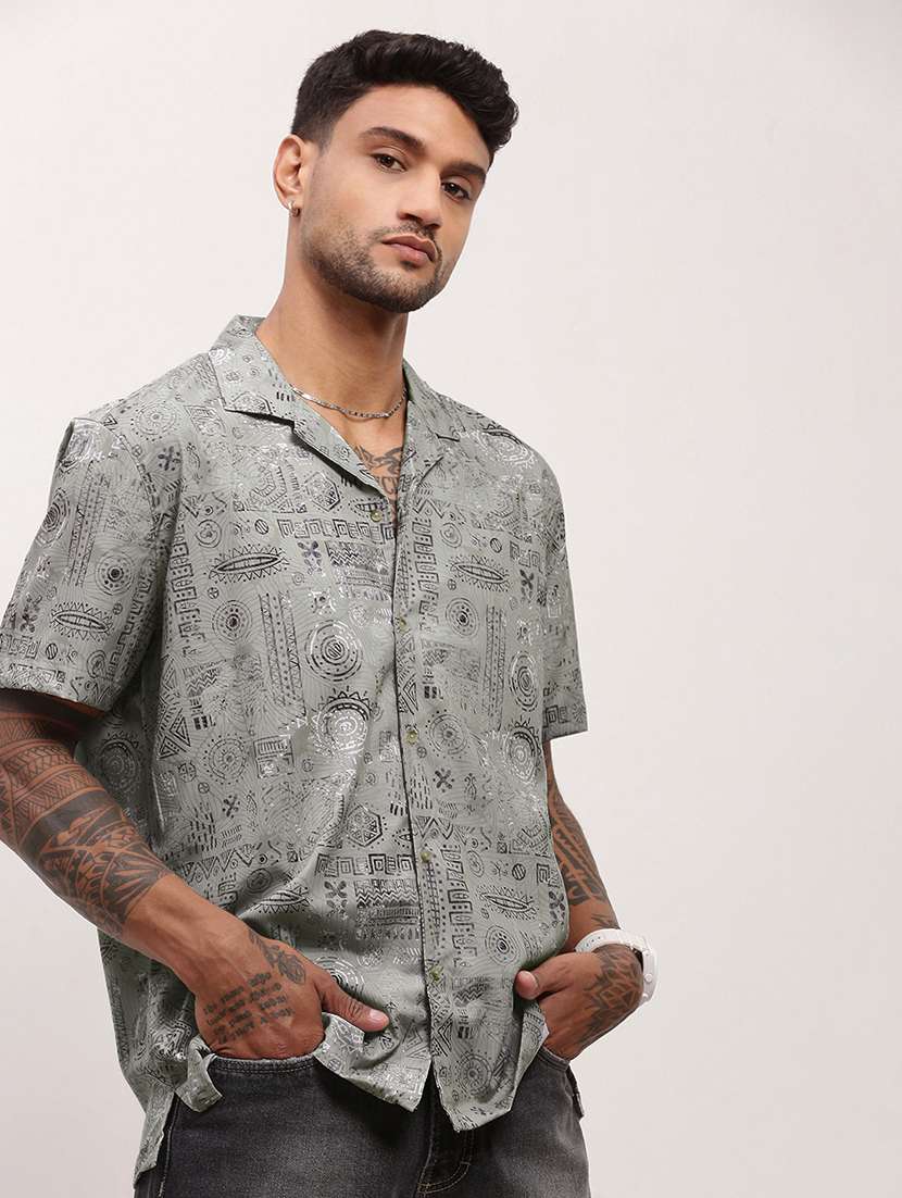 men geometric printed short sleeves casual shirt - 21696399 -  Standard Image - 1