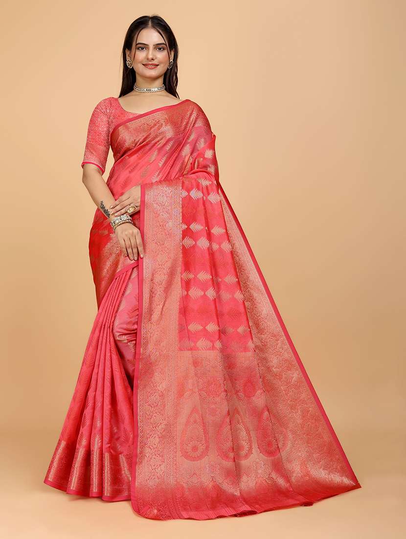 women self design banarasi saree