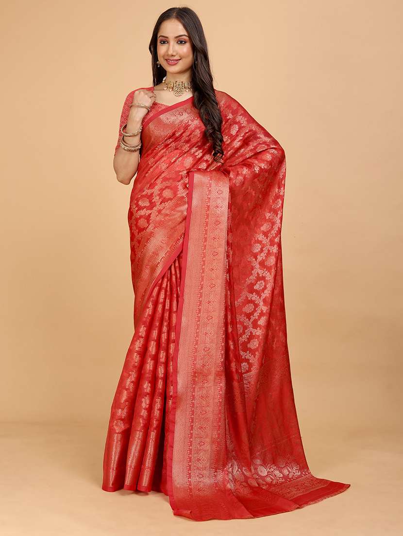 women self design banarasi saree