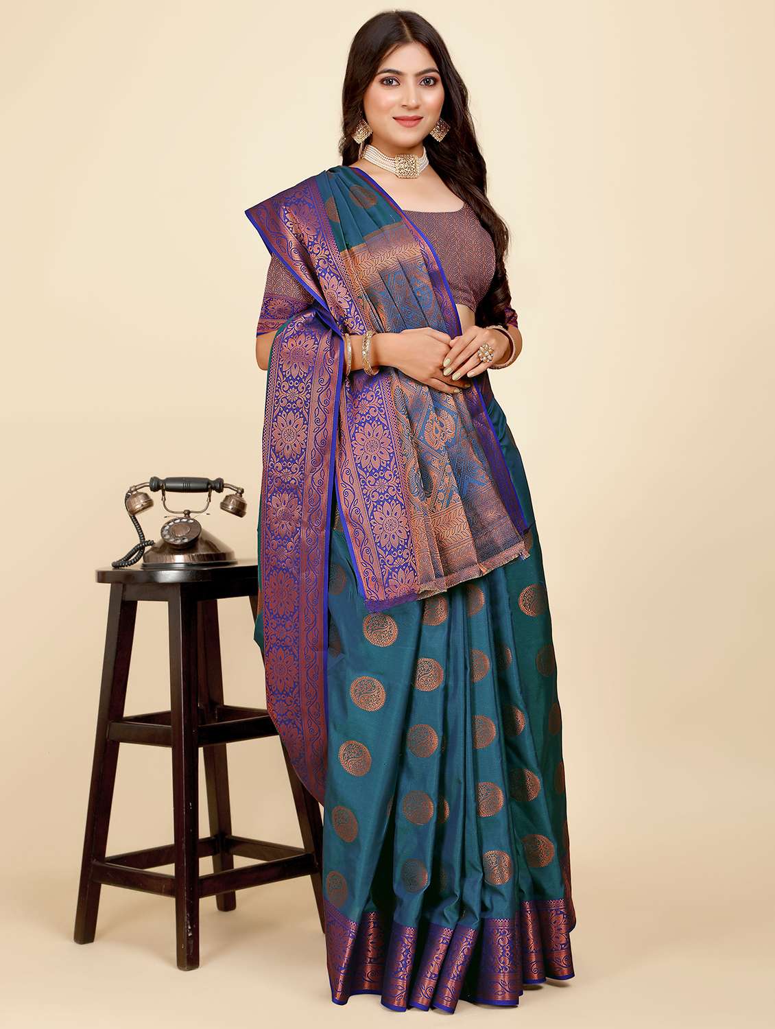 women self design banarasi saree - 21696855 -  Standard Image - 1