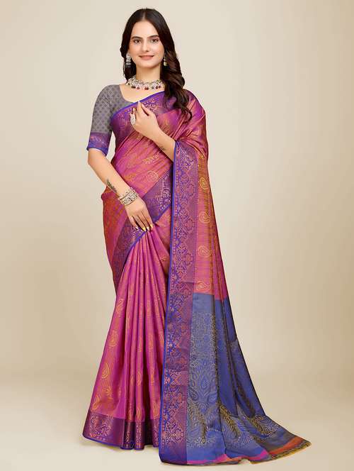 women self design bordered saree