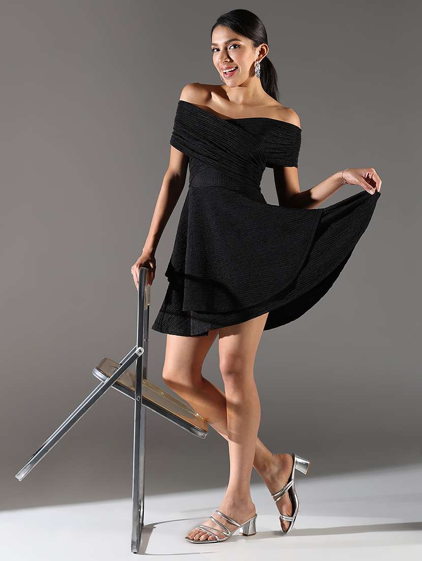 women solid off shoulder neck layered dress - 21696951 -  Standard Image - 4