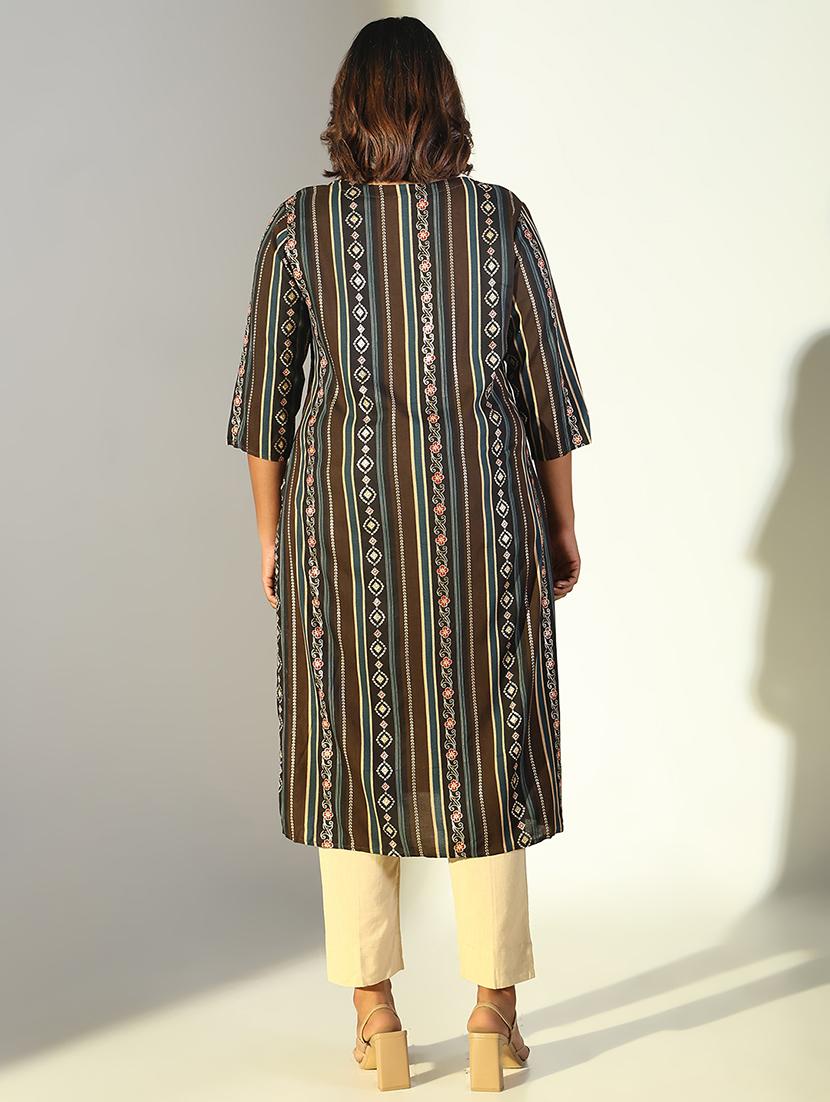 women three quarter sleeve straight kurta - 21696968 - Standard Image - 4