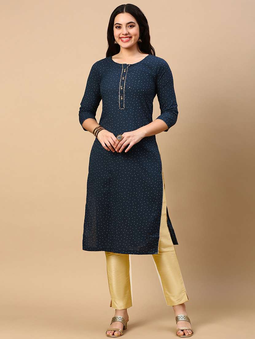 women three quarter sleeve straight kurta
