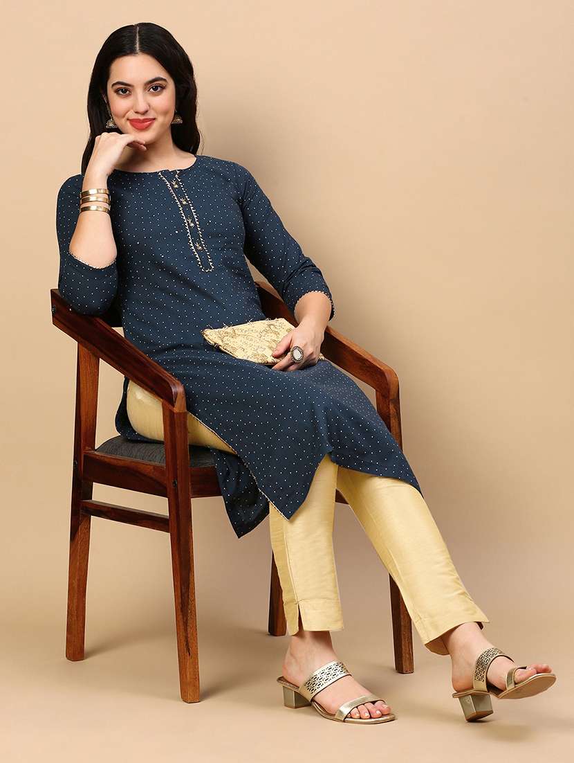 women three quarter sleeve straight kurta - 21696977 -  Standard Image - 1