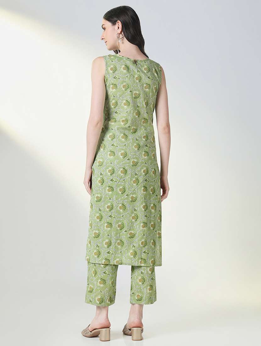 women floral printed sleeveless kurta pant set - 21697054 -  Standard Image - 4