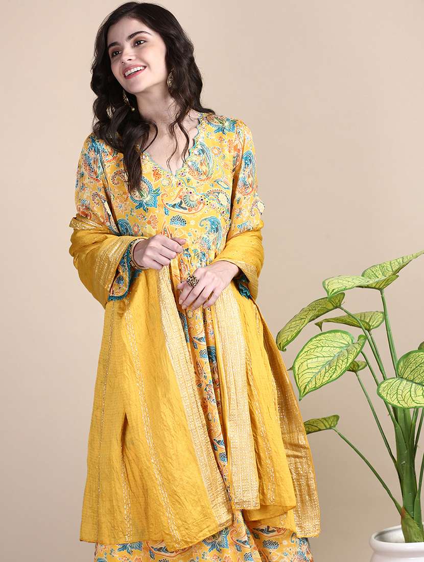 women paisley long sleeve kurta pant with dupatta set - 21697102 -  Standard Image - 4