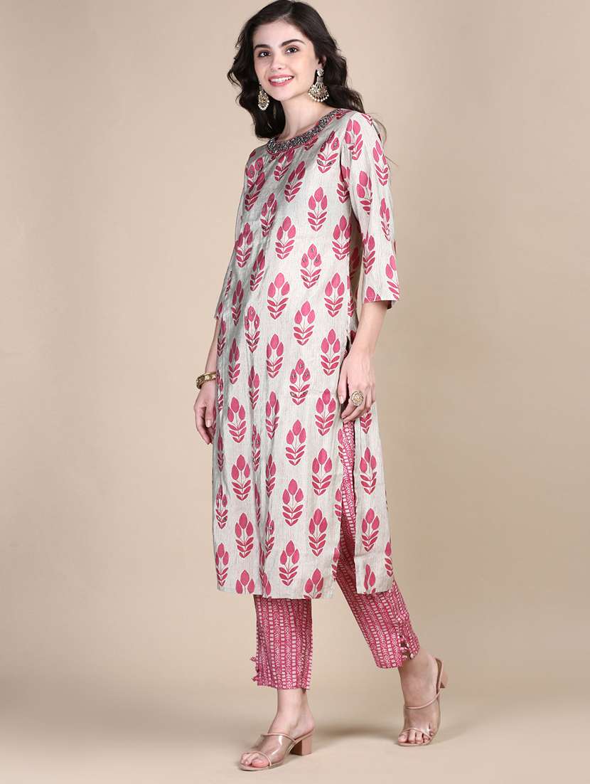 women three quarter sleeve kurta pant with dupatta set - 21697103 -  Standard Image - 1