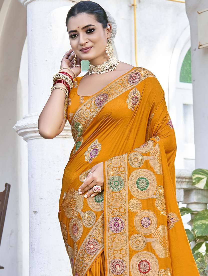women self design banarasi saree with blouse - 21697819 -  Standard Image - 1