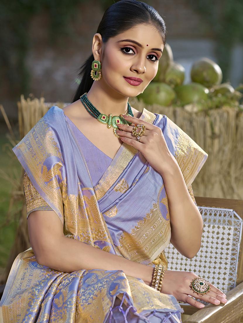 women self design banarasi saree with blouse - 21698251 -  Standard Image - 1