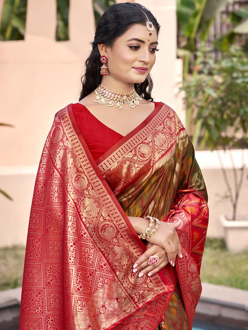 women self design banarasi saree with blouse - 21698313 -  Standard Image - 1