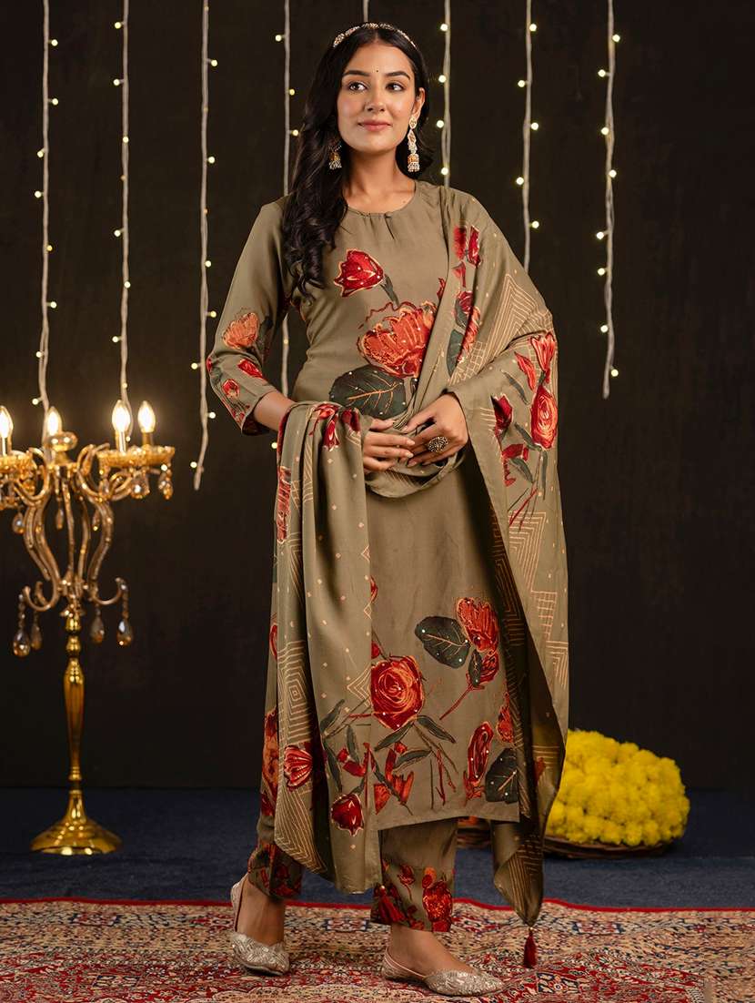 women floral printed key hole neck suit set