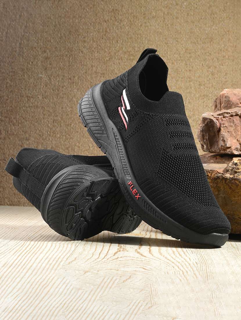 men black slip on sport shoes