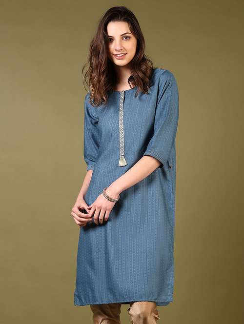 women round neck self design straight kurta