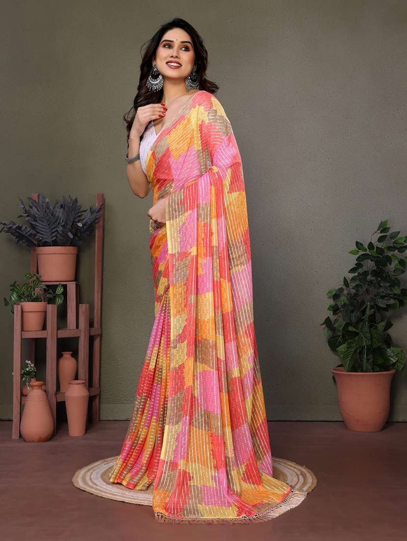 women printed casual wear saree with blouse - 21699439 -  Standard Image - 1
