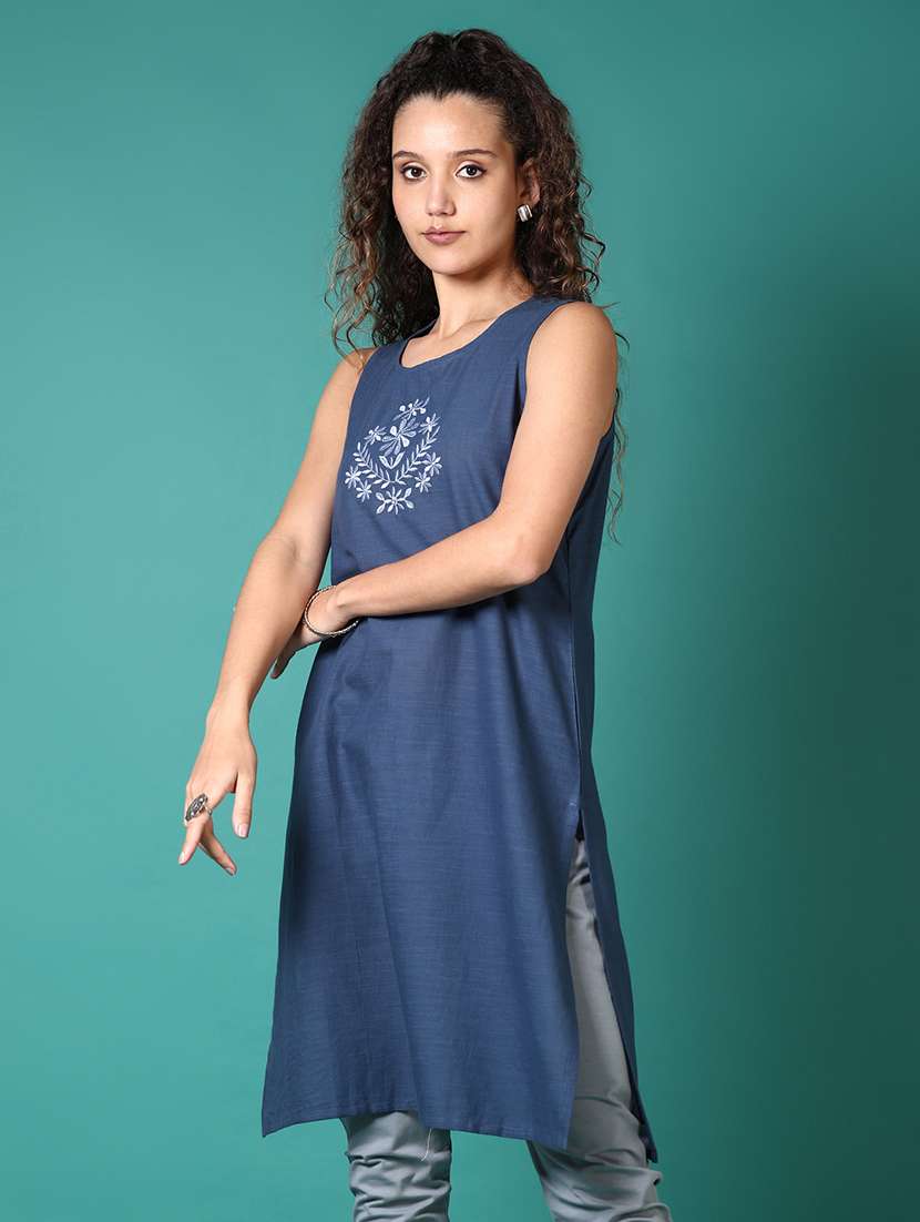 women embroidered sleeveless straight kurta - 21699971 - Standard Image - 1