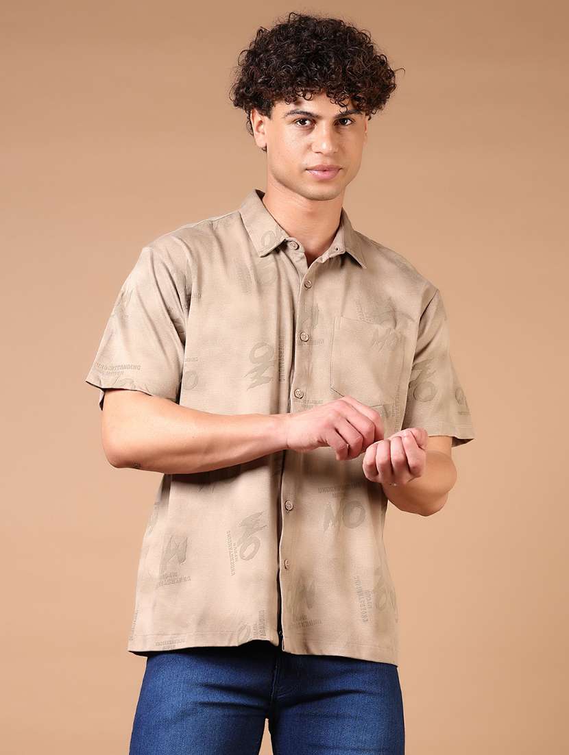 men self design short sleeve regular fit casual shirt