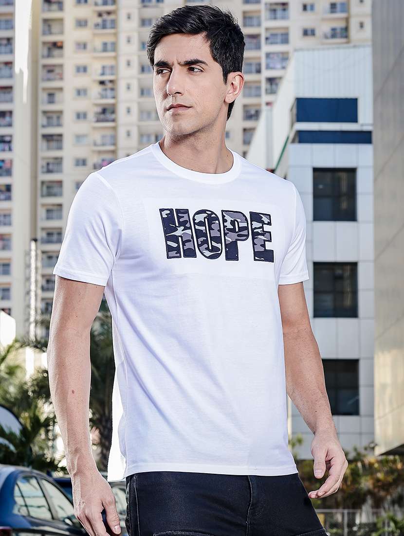 men chest print round neck t-shirt - 21700116 -  Standard Image - 1