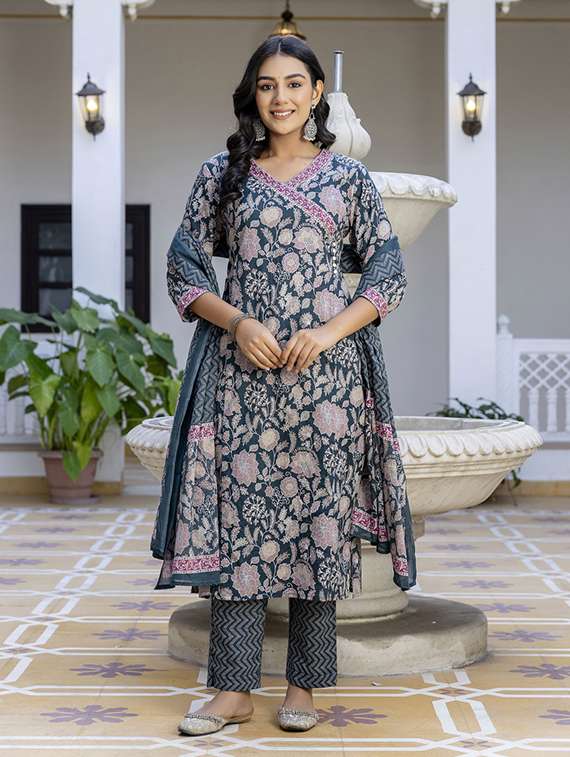 women floral three quarter sleeve suit set - 21700566 -  Standard Image - 1