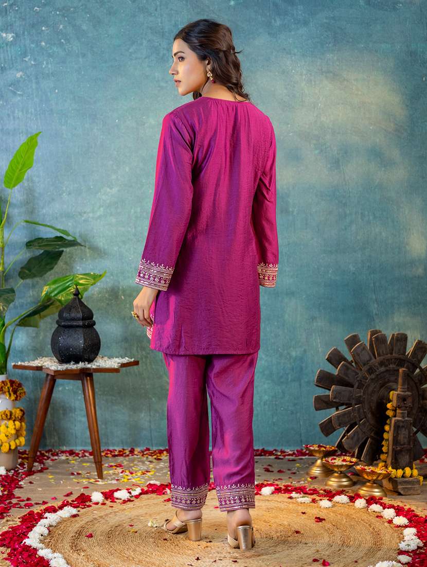 women pink long sleeve kurta pant set - 21703139 -  Standard Image - 4