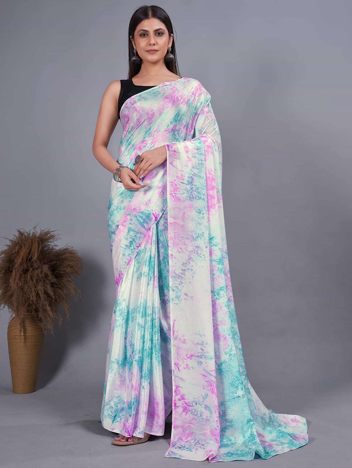 women white printed ready to wear saree with blouse - 21703284 - Zoom Image - 0