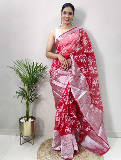 women printed zari bordered saree with blouse - 21703323 - Standard Image - 0