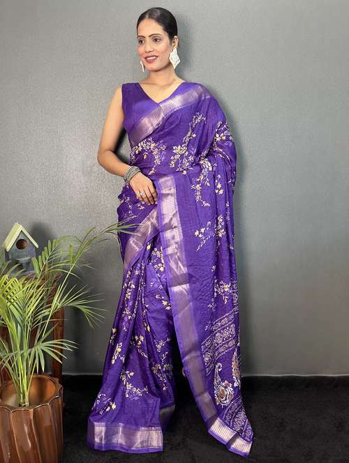 women floral printed zari bordered saree with blouse - 21703342 -  Standard Image - 0
