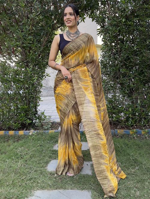 women yellow printed saree with blouse - 21703395 -  Standard Image - 0