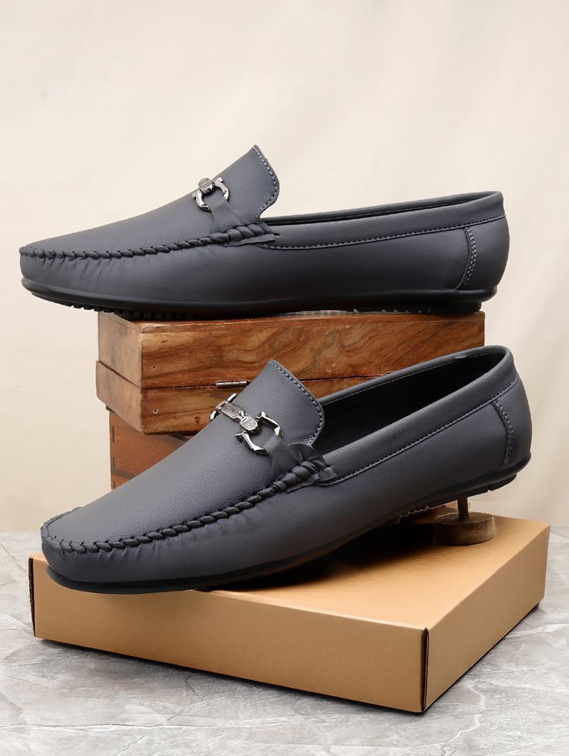 men slip on horsebit loafers - 21703741 -  Zoom Image - 0