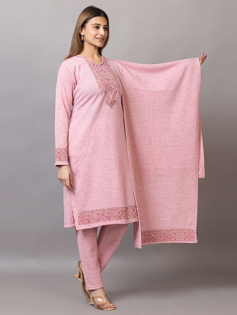 women embroidered v neck suit set - 21703809 -  Standard Image - 1