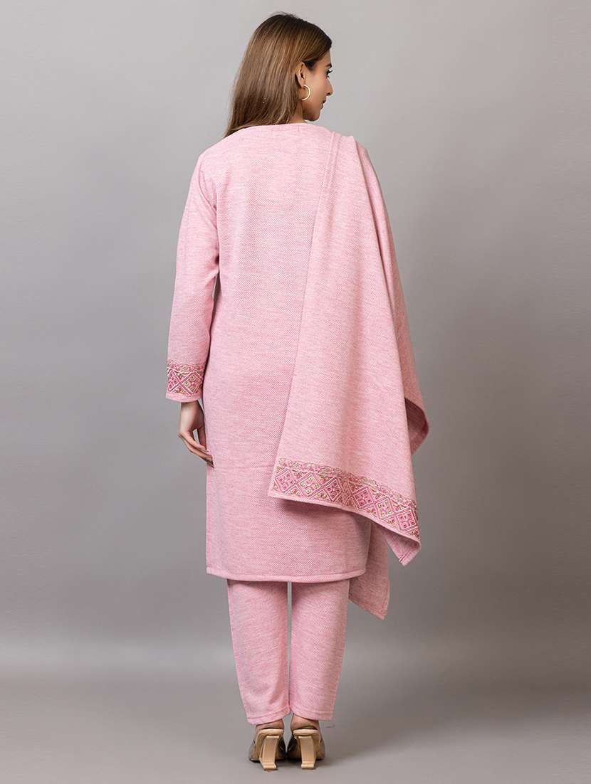 women embroidered v neck suit set - 21703809 -  Standard Image - 4