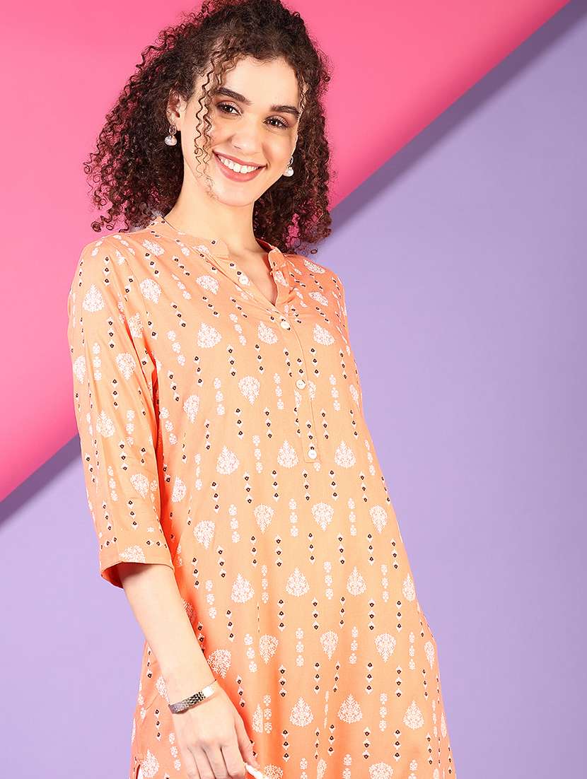 women printed three quarter sleeve straight kurta - 21704109 -  Standard Image - 4