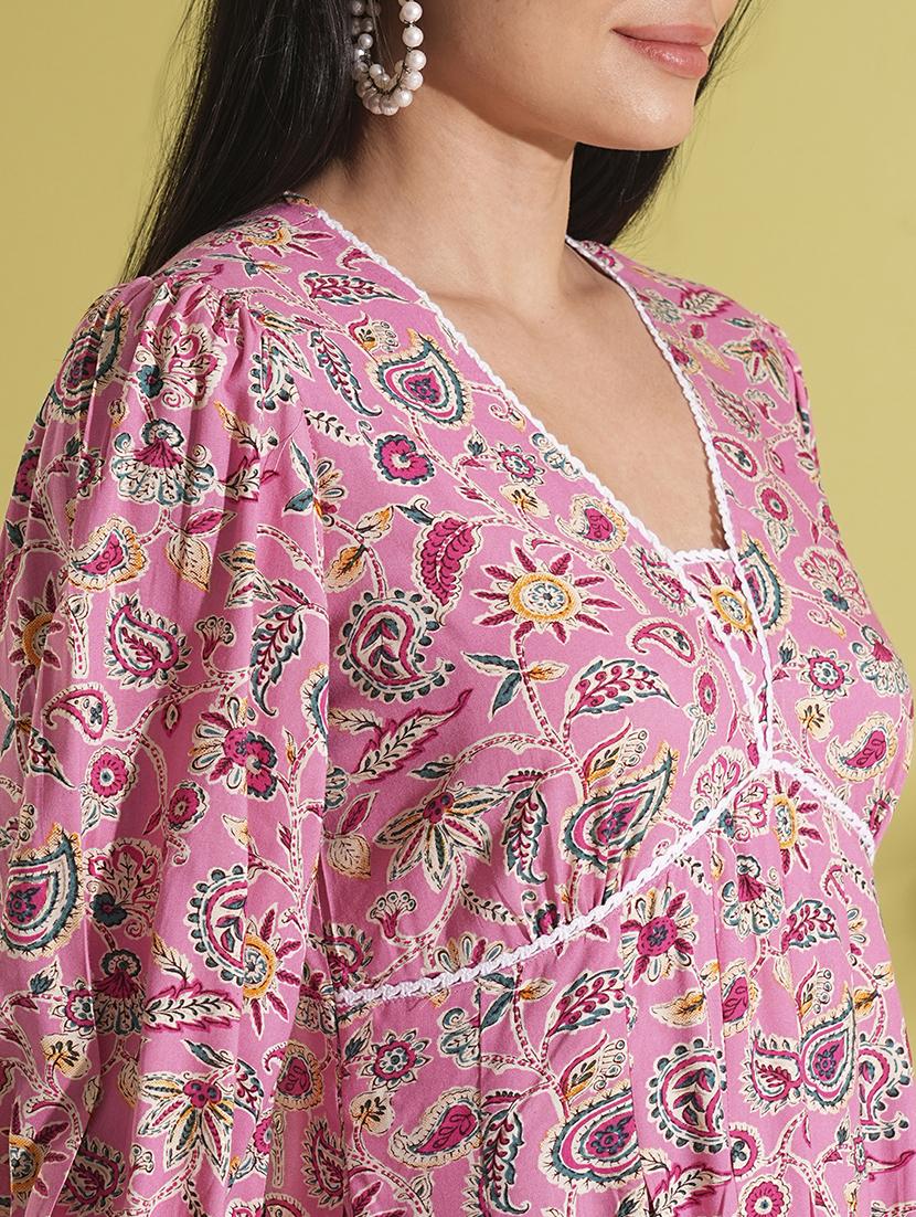 globus women pink v-neck puff sleeves paisley print lace insert pleated a-line fusion dress - 21704491 - Standard Image - 4